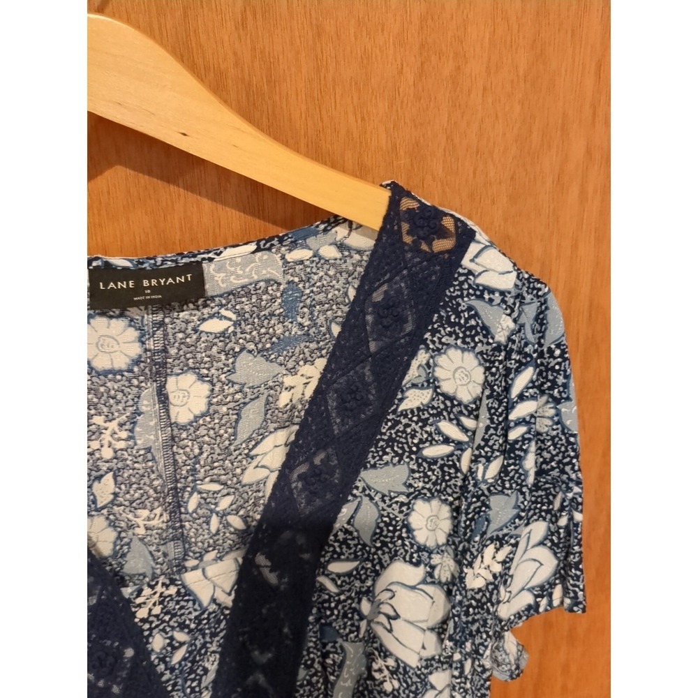 Lane Bryant Illusion Collection Empire Waist Top 18 Blue White Boho Flowy Plus - Picture 6 of 12